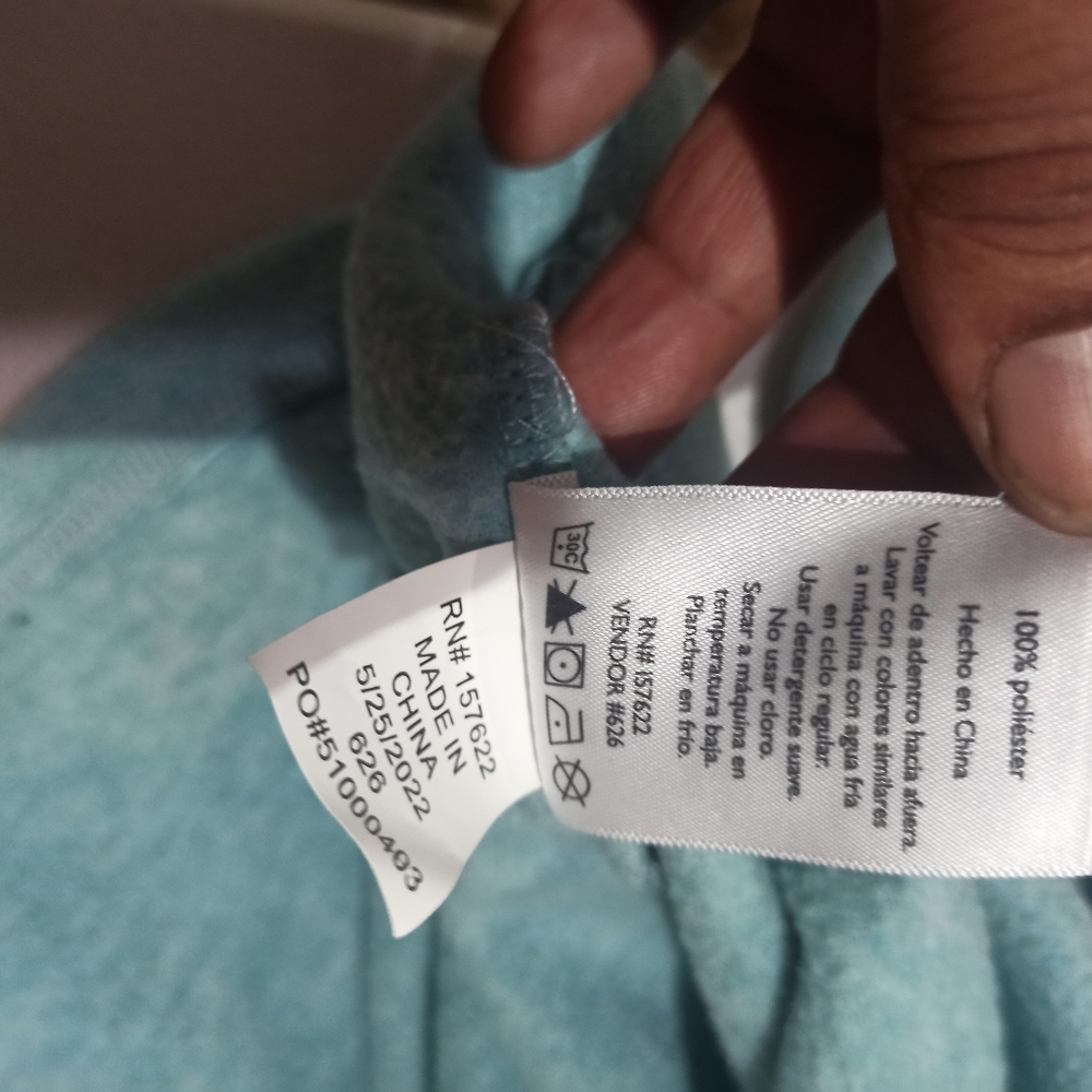 Eddie Bauer women's pullover long sleeves Sweater. Size Large - Picture 16 of 16